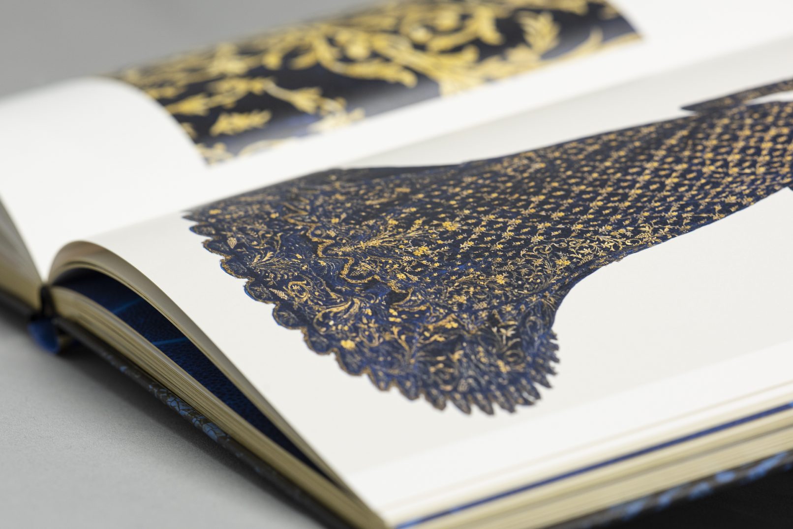 Deatilaufnahme aus der Publikation 10.000 Years of Luxury