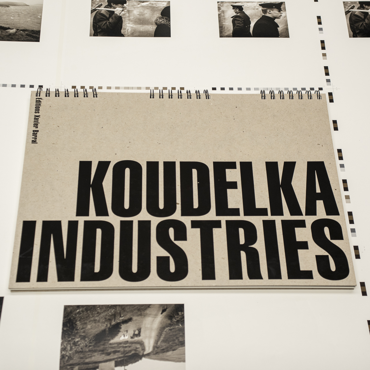 Koudelka Industries: Publikation in Spiralbindung