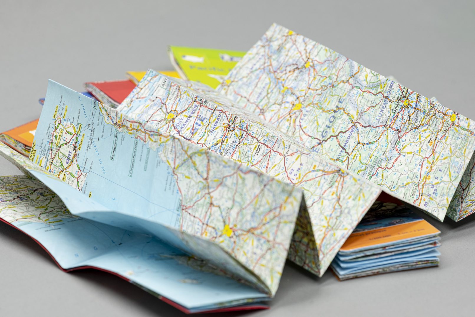 Leporello-Falz einer Michelin-Karten