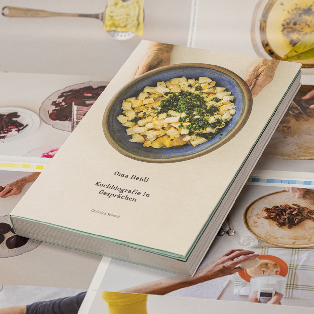 Cover des Kochbuchs Oma Heidi.